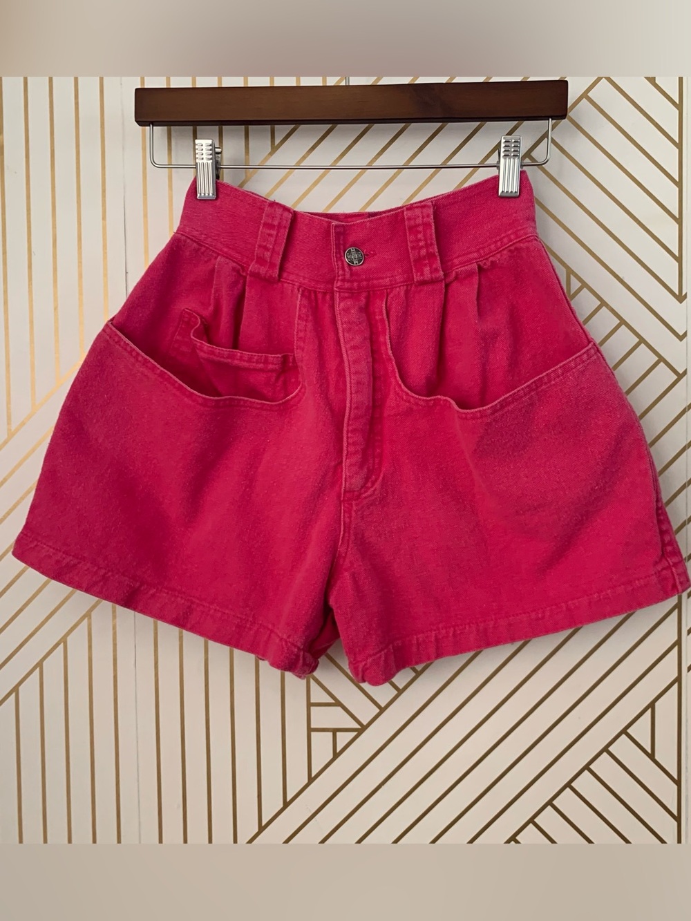Vintage 80s 90s Switch USA 100% Cotton High Waisted hot pink retro VTG Shorts 9